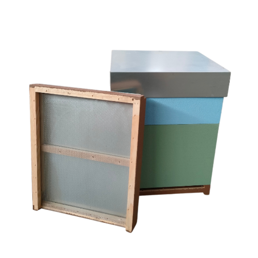 Colmeia Lusitana com Estrado Sanitário