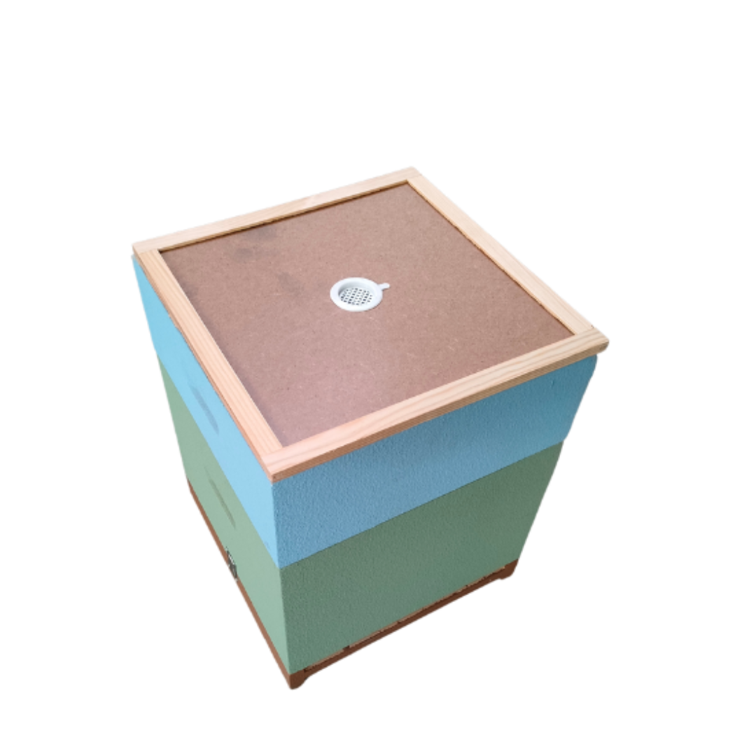 Colmeia Lusitana sem Telhado